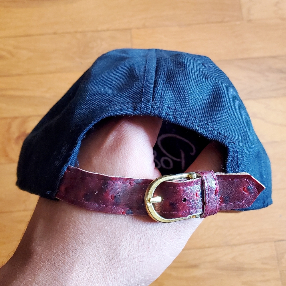 Post Up Strapback - Picture 3 of 4